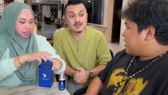 Cik B Pilih Diam Soal Hubungan DSV–Fazley