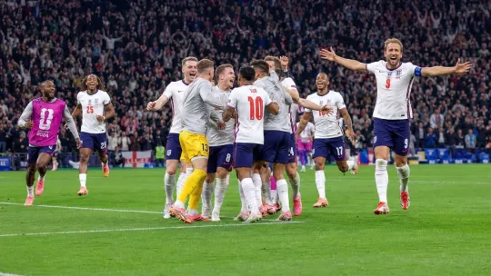 England kebal 10 pemain tundukkan Mexico 3-2