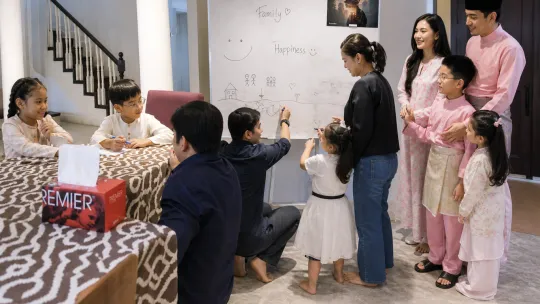 Momen Syed Saddiq Minta Restu Ibu Bella