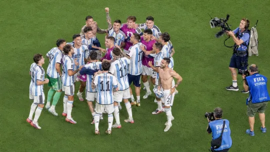 Argentina ke separuh akhir, Scaloni tetap gusar