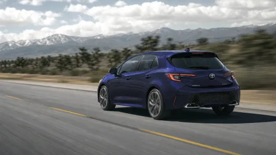Toyota Corolla Hatchback baharu tanpa varian FX