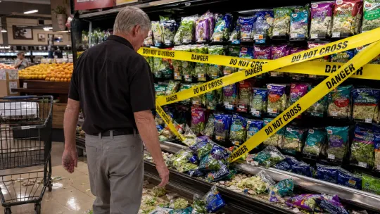 The Salad Green That Keeps Making People Sick