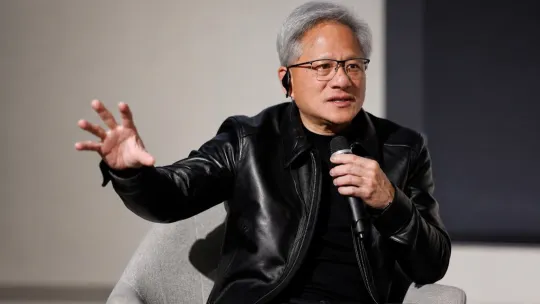 Jaket kulit Jensen Huang cecah hampir AS$1 juta