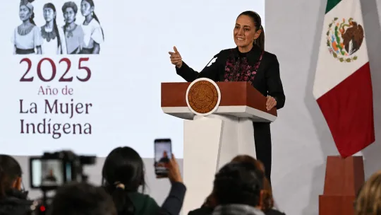 Sheinbaum mengesahkan akan hadiri final Piala Dunia atas jemputan Trump