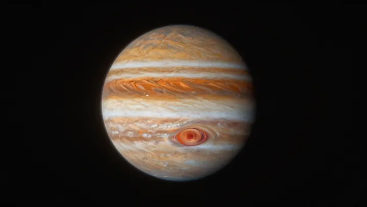Why gas giants can host long‑lived storms