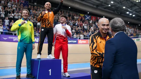 Emas Azizulhasni di Glasglow disambut ucapan Fahmi