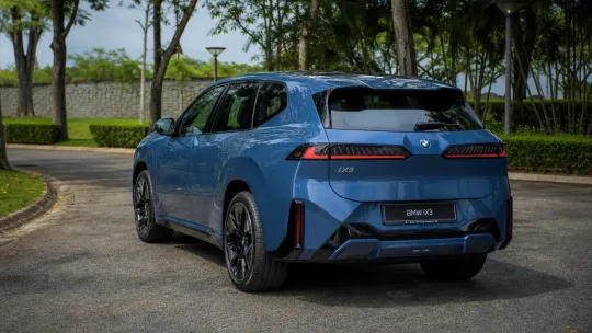 BMW iX3 Neue Klasse dengan jarak 805 km WLTP
