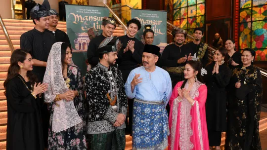 M. Nasir taruhan Aliff Aziz sebagai Sultan Mansur