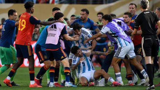 Tiga pemain Argentina digantung FIFA