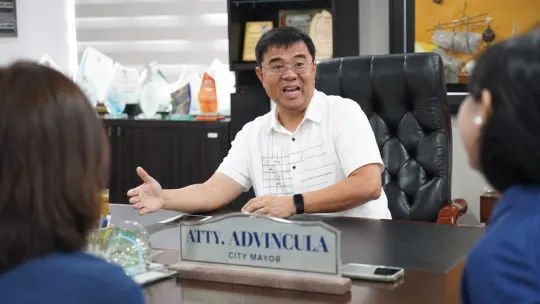 Imus presses daily cleanups amid dengue rise