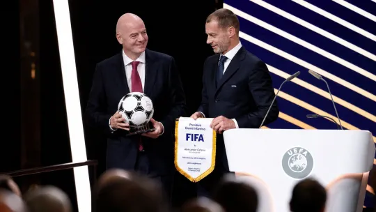UEFA berundur dari boikot, mara lawan Infantino