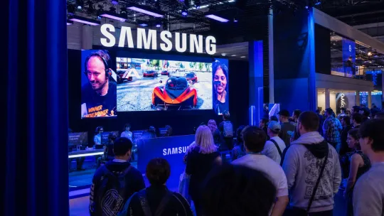 Galaxy S26 FE raises price as features slip