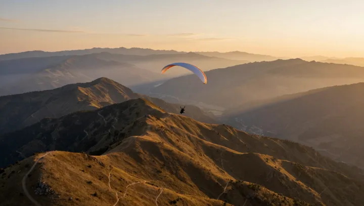 How a Silent Paraglider Refuses to Sink