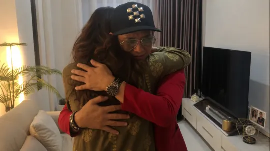 Roslan Shah Satukan Hati Sajat