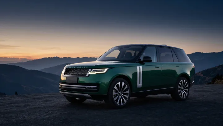 Why Full-Size Luxury SUVs Keep Winning