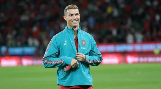 Ronaldo Tolak Persaraan Antarabangsa