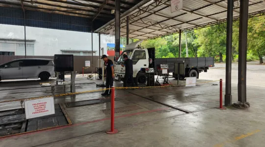 Tayar Sewa, Kelulusan Mengelirukan