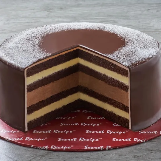**Indulge in Decadence: Irresistible German Chocolate Cheesecake Recipe Unveiled**