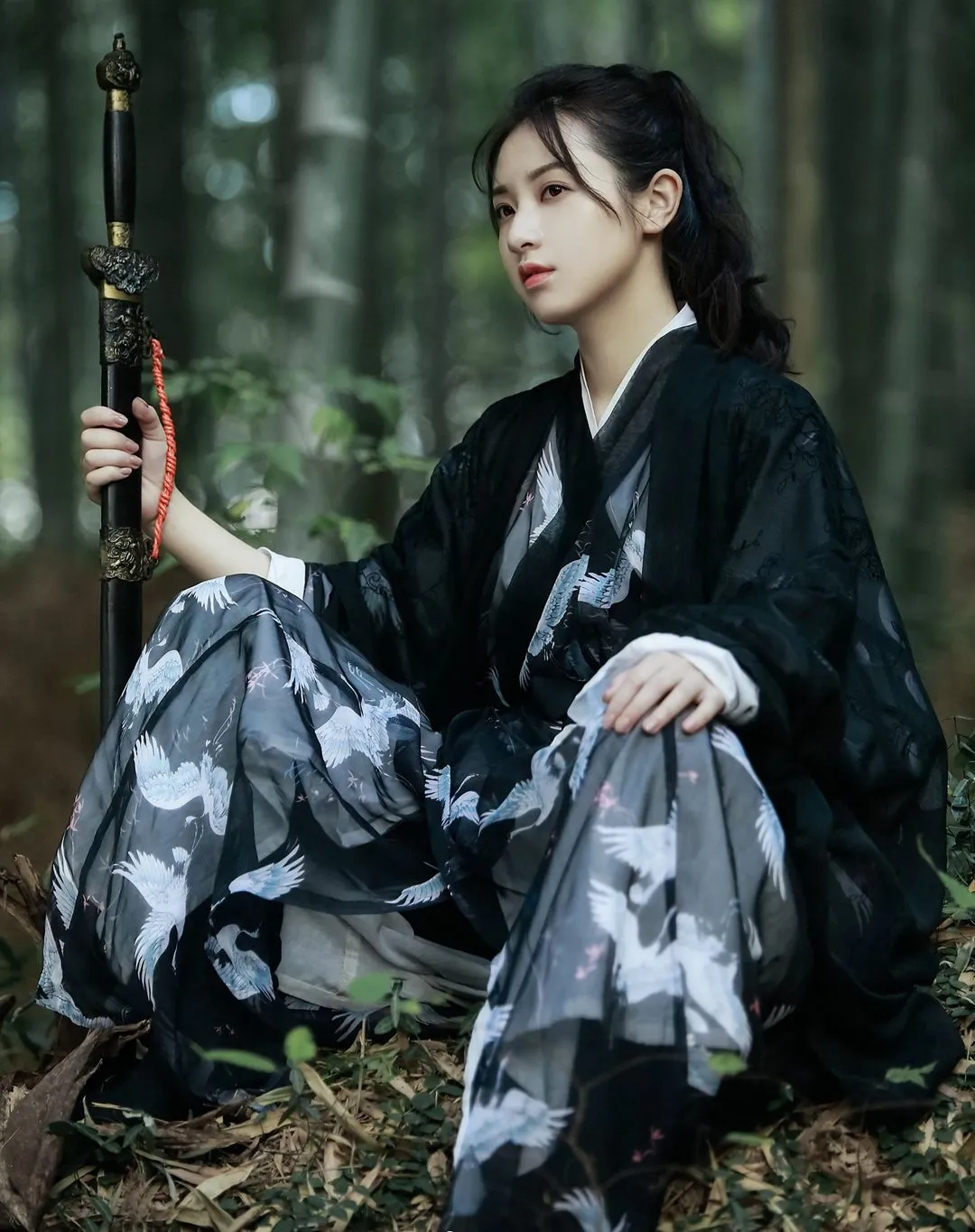 The swordswoman
————
『劍客』
Artist: 子瞬
Photography: 爱良安
Makeup: 爱良安
————
#wuxia #martialarts #weapon #sword #blade #hanfu #hanfugirl #chinesegirl #ChineseCulture #chinesestyle #fashion #traditional #culture #model #cool #girl #photography #photoshoot #photo #tiktok #chinese #asia #asian #China #cdrama #hair #汉服 #漢服 #中国 #刀