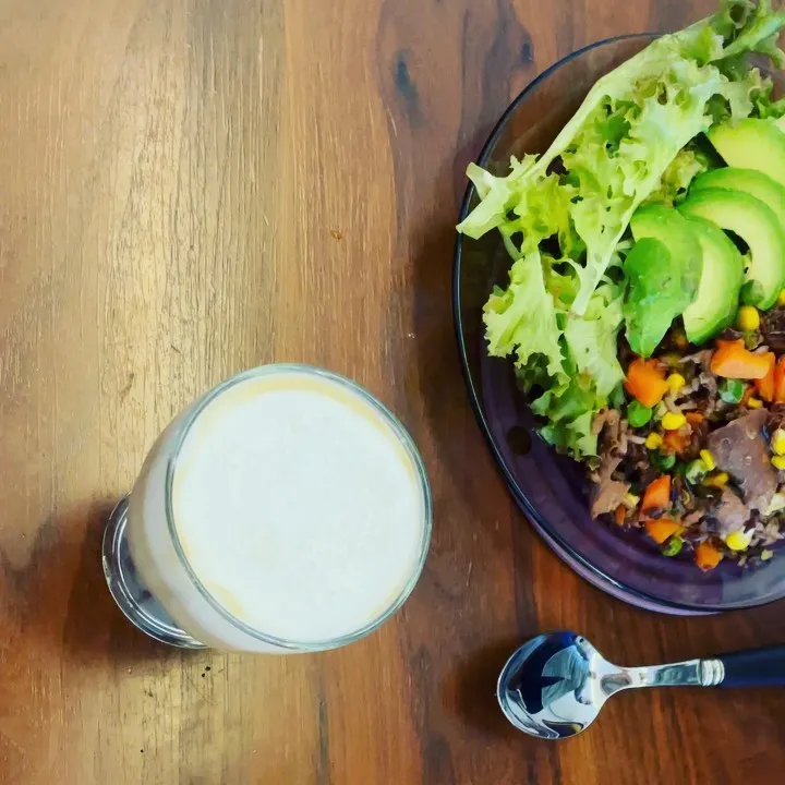 焦糖椰香dirty配牛油果🥑穀物炒飯