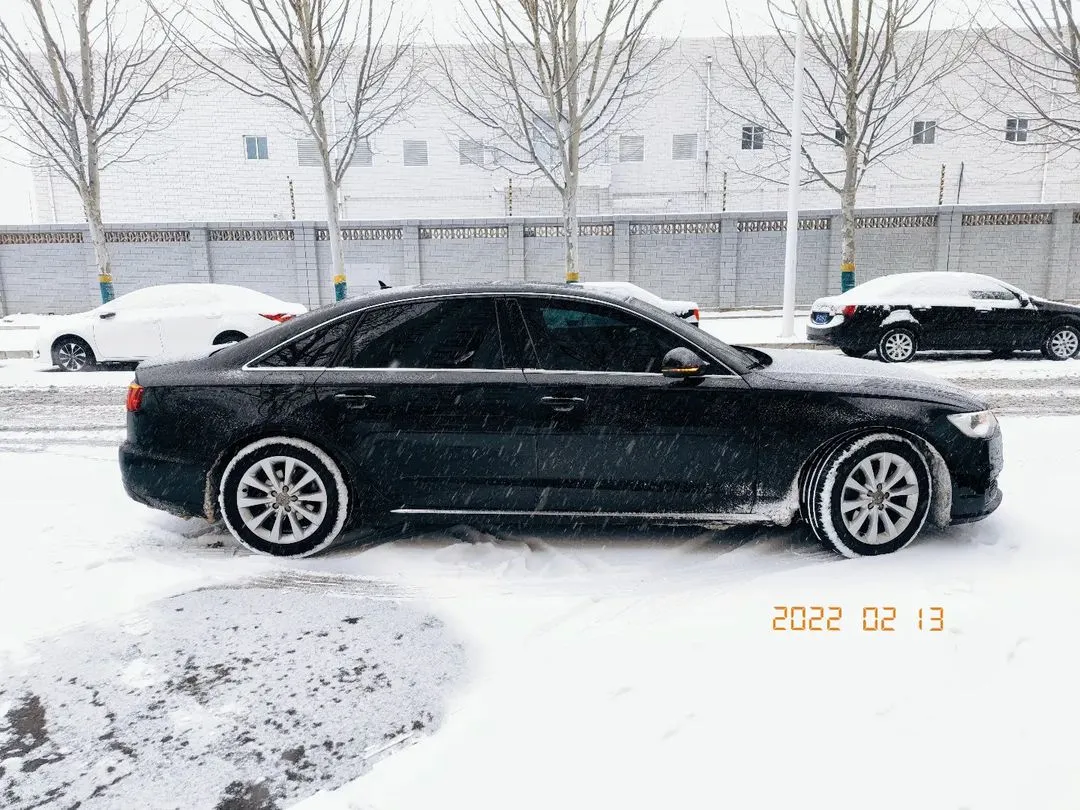 .
打出溜去不去乀(ˉεˉ乀)
.
.
.
#china #china🇨🇳 #chinalife #beijing #beijing🇨🇳 #beijinglife #beijing2022 #cars #audi #audia6 #snow