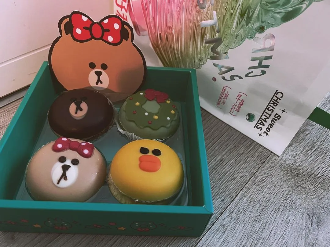 可爱🎄🔔
但齁甜😇😇😇
#christmascake 
#linefriends