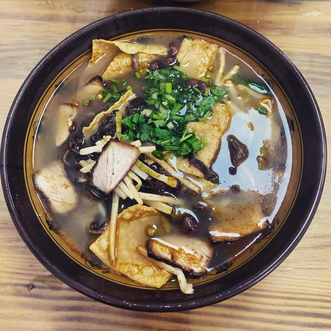 柳州螺狮粉午餐