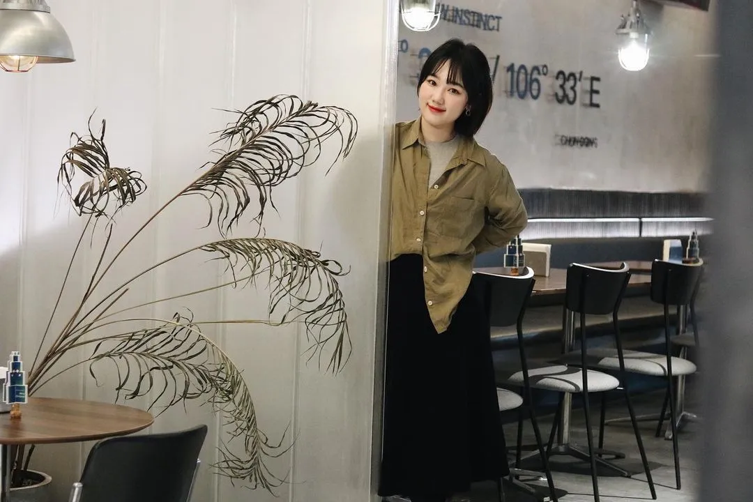 猫宁，炒个冷饭
喜欢苔绿shai
#morning #me #ootd #instadaily #vsco #restaurant #chongqing #daliylook #bestoftheday #themoment #girl #citylife