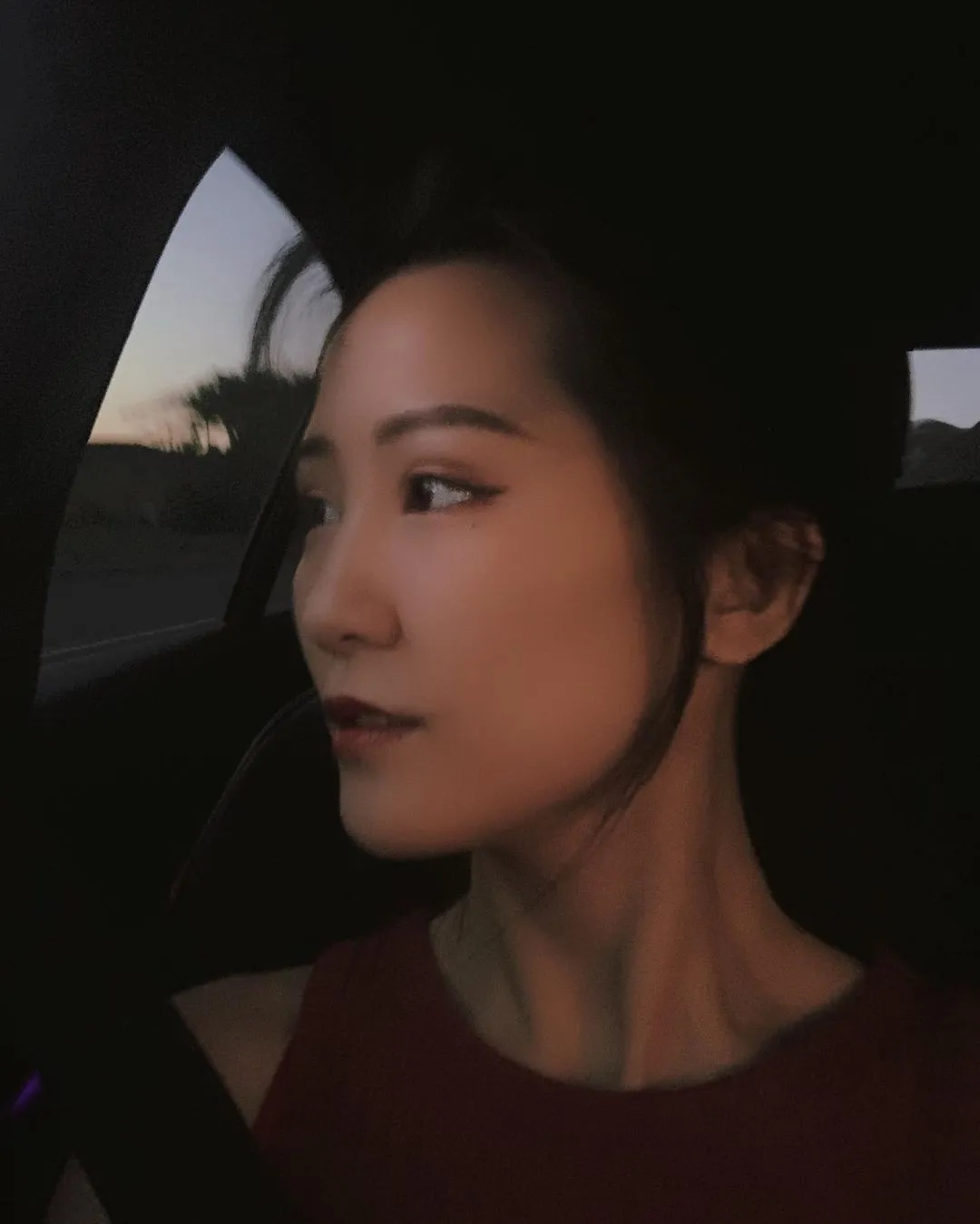 ♡
我吹过你吹过的晚风
那我们是不是算相拥