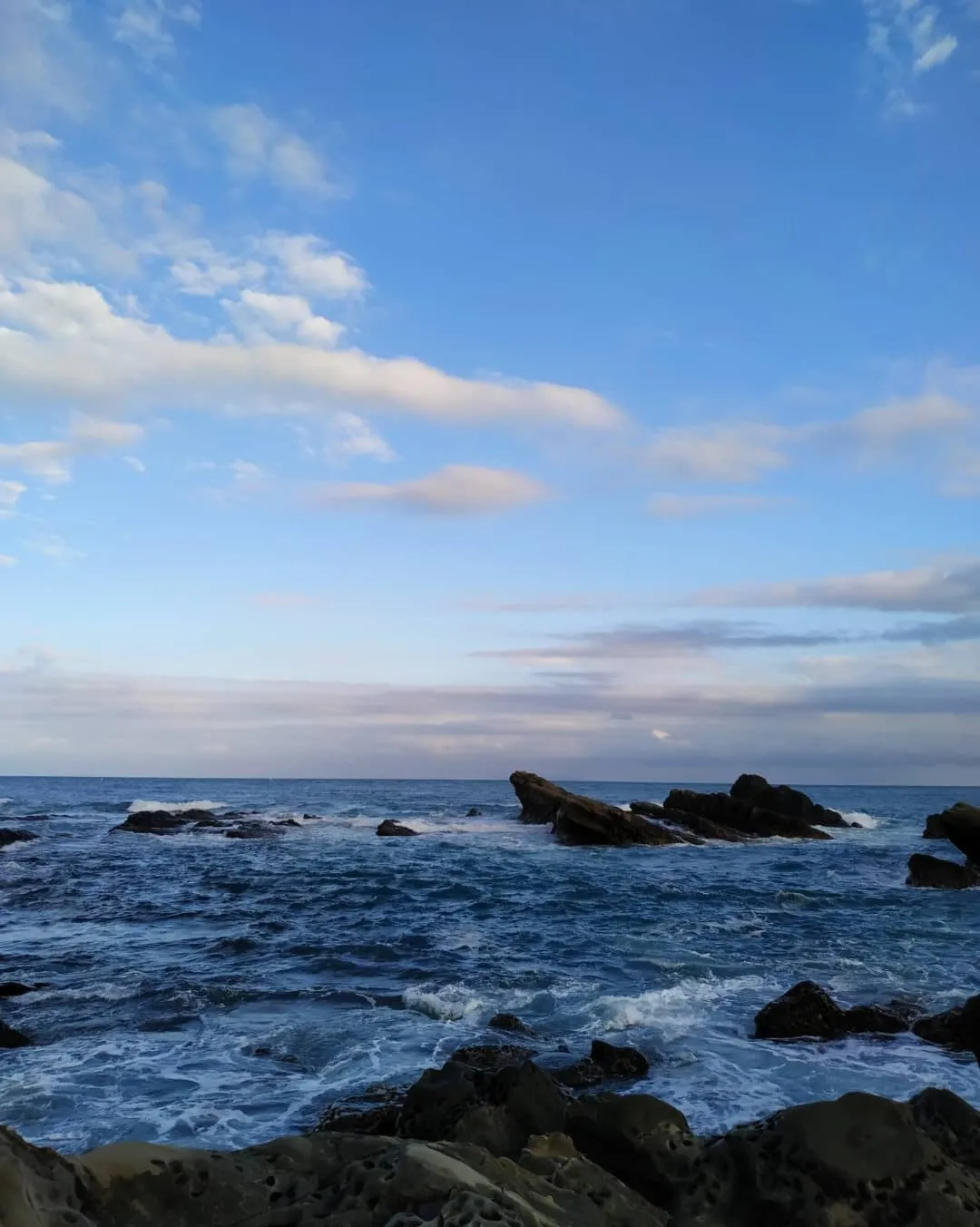 .
🌊
#台11線
#海#岩#part1