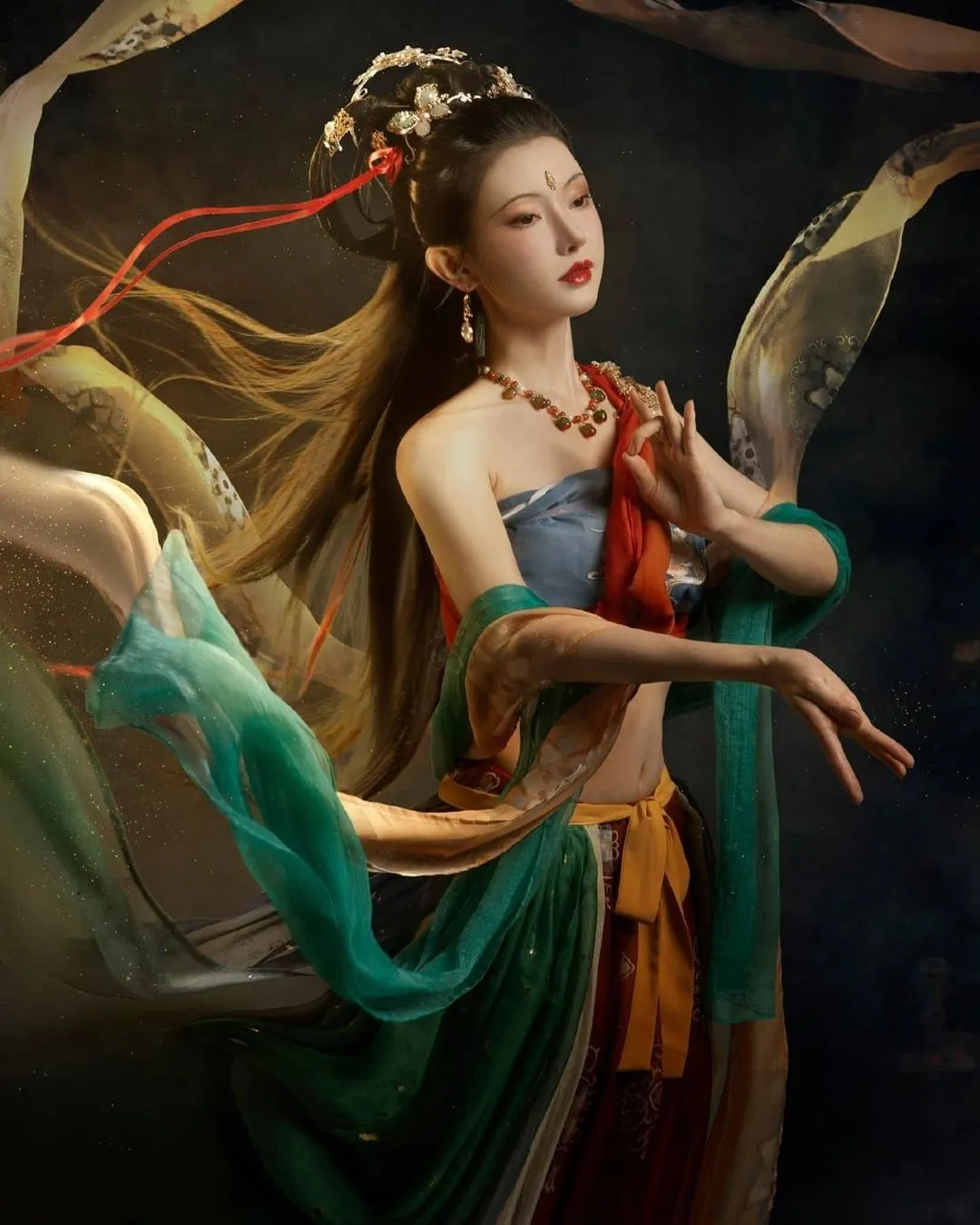 Dunhuang Theme • Flying Beauty
————
『敦煌主題• 飛天』
Copyright owned by 李穆迪
————
#hanfu #汉服 #漢服 #中国 #history #elegant #chinesegirl #ChineseCulture #chinesestyle #fashion #traditional #culture #model #chinesedrama #girl #makeup #beauty #art #photography #photoshoot #photo #tiktok #chinese #asia #asian #China #cdrama #hair #hairstyles #beautiful