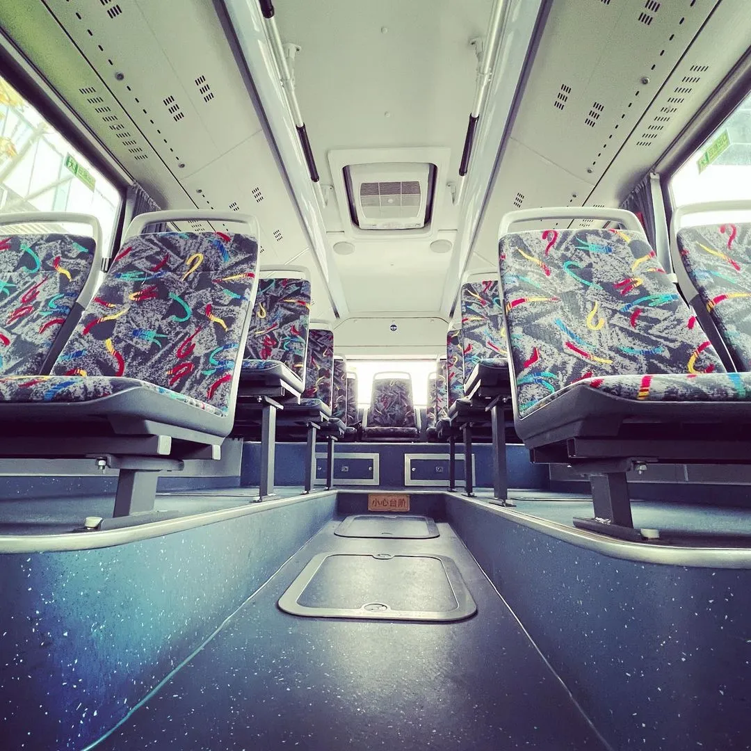 每天上班薅羊毛坐社区接驳巴士🚌
每次一分钱的一人专车奇特视角😃