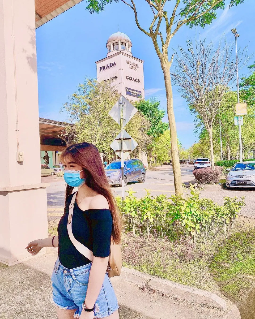 就不放蛋糕和甜甜先了😪
看到这个帖子的你可以like或者comment一下吗🙏🏻
我的FB&Insta闹脾气了🥺
没在骗赞🥱
