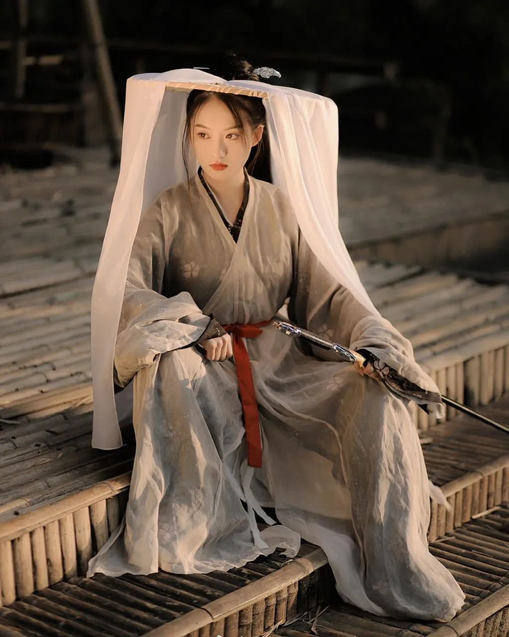Martial heroes• Wuxia world
————
『江湖& 故人』
Artist:劉忄乂
Copyright owned by: 六月月月er
————
#wuxia #martialarts #hanfu #chinesegirl #ChineseCulture #chinesestyle #kungfu #traditional #culture #model #dress #cool #girl #beauty #art #photography #photoshoot #photo #tiktok #chinese #asia #asian #China #cdrama #hair #hairstyles #handsome #汉服 #漢服 #中国