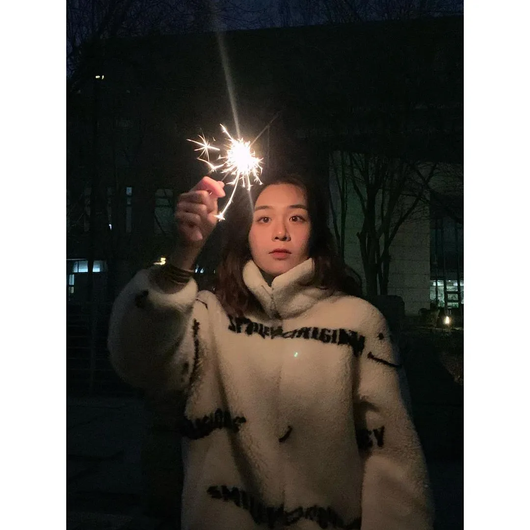 愿新的一年
充满热爱地奔赴更多美好
如星灿烂 如风自由
多喜乐 长安宁
.
#2022 #newyear #happynewyear #fireworks #あけましておめでとうございます #新年 #花火