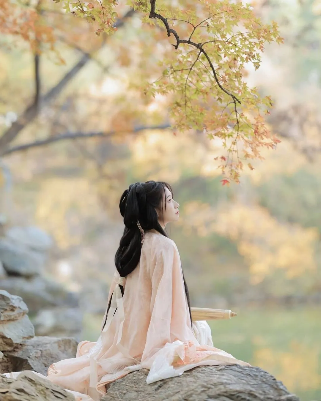 Hanfu of Tang Dynasty

★Source: Xiaohongshu App
  672146429
★If there is any infringement, contact to
  delete it immediately 
★Thanks for your support

#hanfu #China #Chinesestyle #culture #hanfu_challenge #hanfu_isnot_hanbok #汉服 #中華风 #古典藝術 #中國文化 #漢服 #漢服チャレンジ #ChineseGirls #中国文化 #中国汉服 #fashion#clothing#makeup#travel  #traditionalChineseclothes#traditionalChineseculture#hanfugirl #汉服小姐姐 #faceplay #Chinesehistory 中国历史#traditionalculture 传统文化#traditionalclothing 传统服饰#chineseclothing中国衣服 #TikTok #TikTokChina